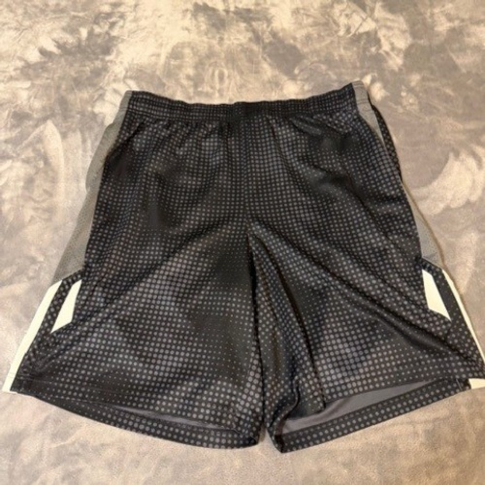 Under Armour Mens 2XL Black Grey Dot Pattern Mesh Athletic Basketball Shorts